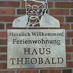 Haus Theobald 아파트 *